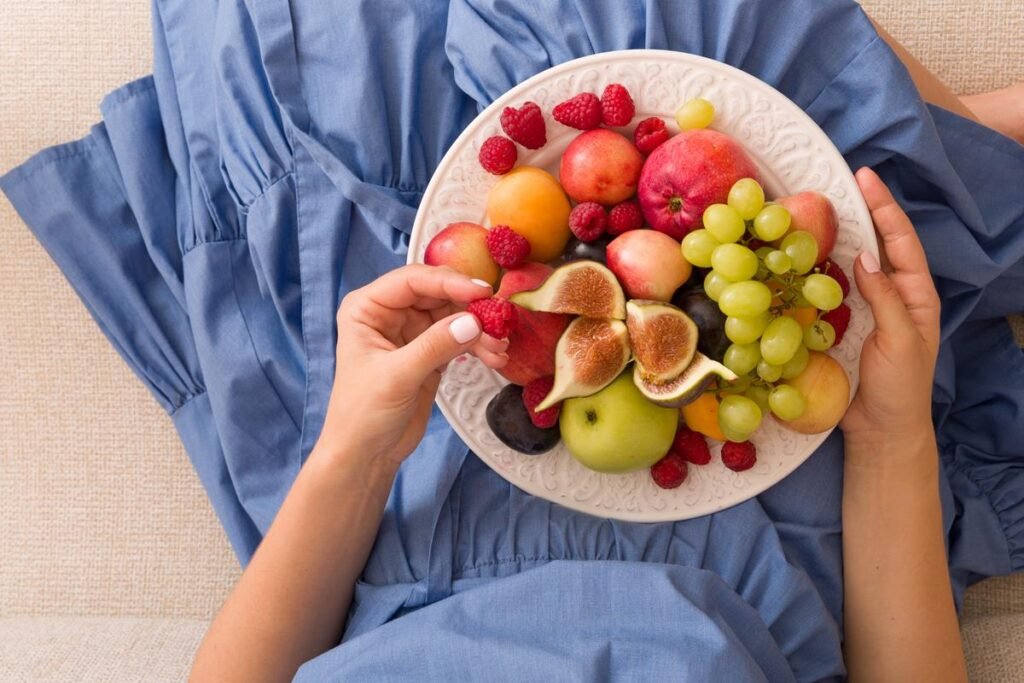 Healthy eating, eating fruits and vegetables